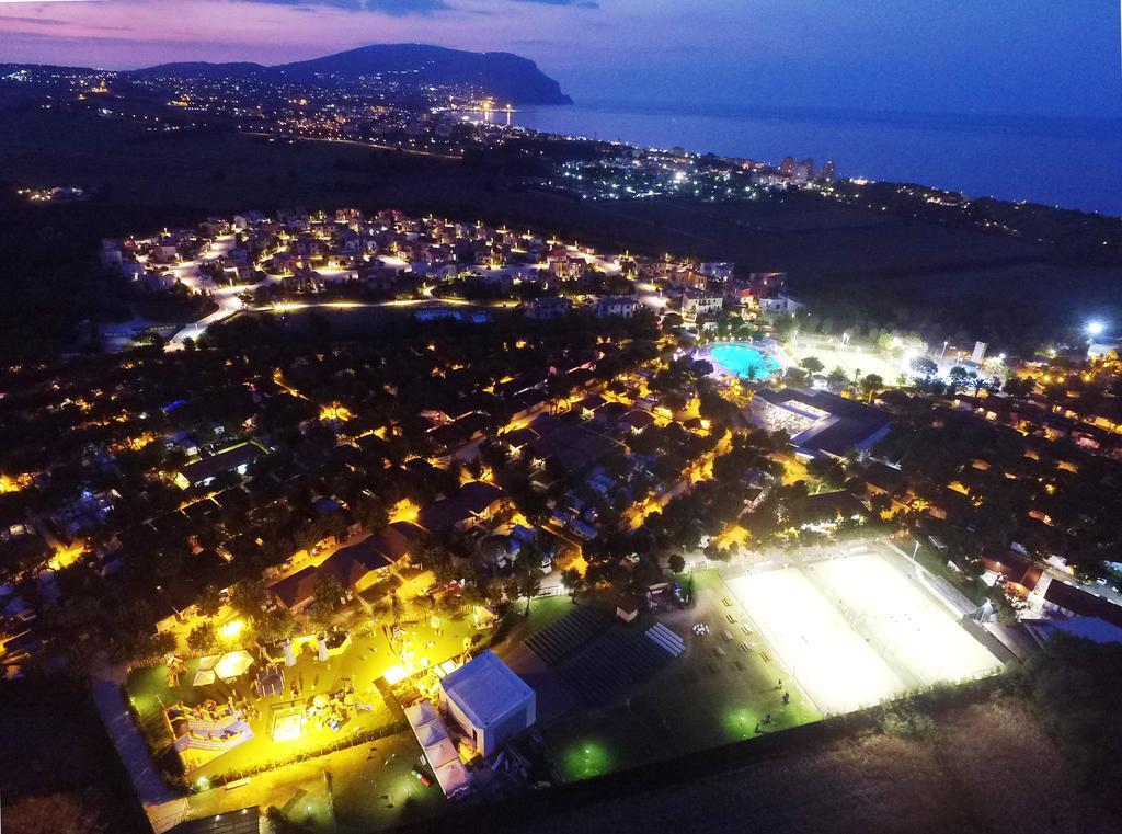 Numanablu Resort Sport Fun Kids 4 Stelle Bagian luar foto